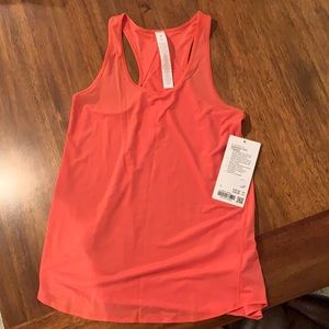 NWT Lululemon Essential Pleated Tank size 2